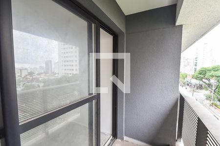 Varanda de kitnet/studio à venda com 1 quarto, 25m² em Vila Mariana, São Paulo