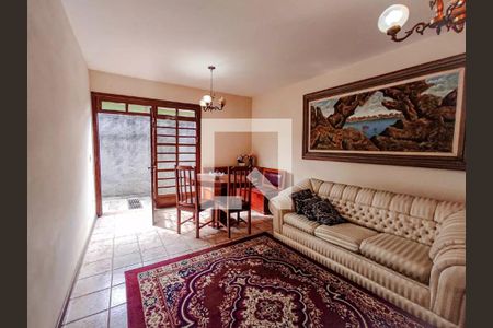 Casa à venda com 4 quartos, 330m² em Eldorado, Contagem