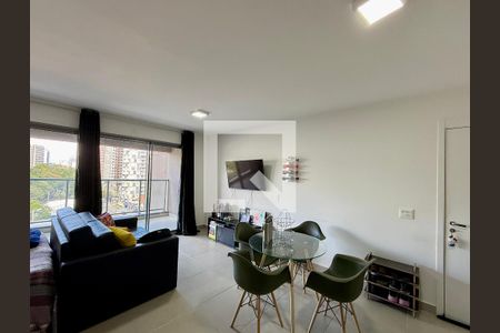 Sala de apartamento à venda com 1 quarto, 41m² em Santo Amaro, São Paulo