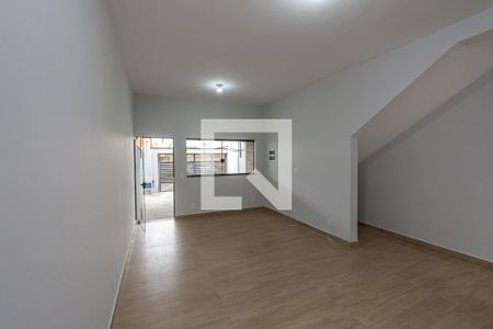 Sala de Estar/Jantar  de casa para alugar com 2 quartos, 75m² em Vila Real, Hortolândia