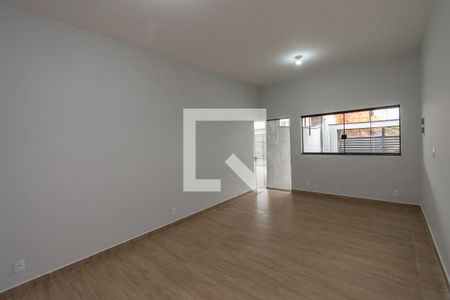 Sala de Estar/Jantar  de casa para alugar com 2 quartos, 75m² em Vila Real, Hortolândia