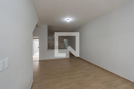 Sala de Estar/Jantar  de casa para alugar com 2 quartos, 75m² em Vila Real, Hortolândia