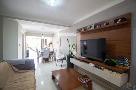 Sala de casa para alugar com 4 quartos, 160m² em Vila Progresso, Sorocaba