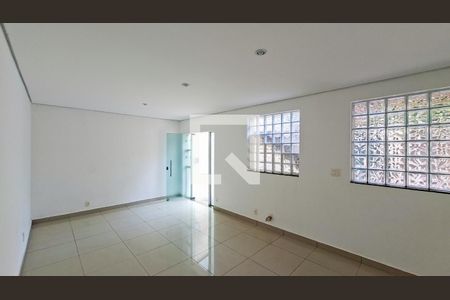Casa para alugar com 4 quartos, 280m² em Liberdade, Belo Horizonte