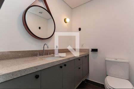 Banheiro Social de apartamento para alugar com 3 quartos, 82m² em Vila Ipojuca, São Paulo