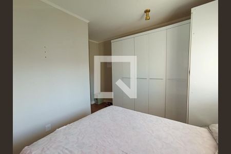 Quarto 1 de apartamento para alugar com 2 quartos, 80m² em Floresta, Porto Alegre