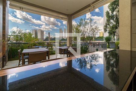 Apartamento à venda com 3 quartos, 220m² em Vila Suzana, São Paulo