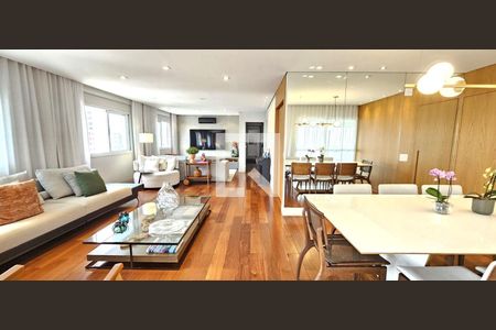 Apartamento à venda com 3 quartos, 220m² em Vila Suzana, São Paulo