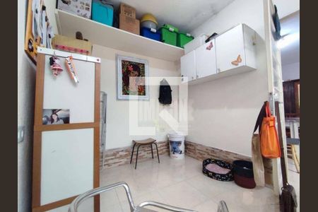 Casa à venda com 4 quartos, 250m² em Jardim Itapemirim, São Paulo