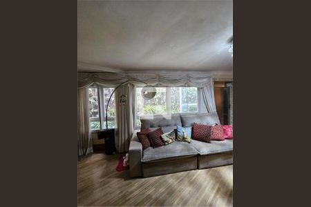 Casa à venda com 4 quartos, 499m² em Jardim Vitoria Regia (Zona Oeste), São Paulo