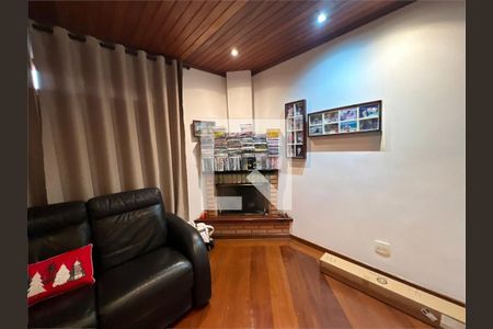 Casa à venda com 5 quartos, 220m² em Butantã, São Paulo