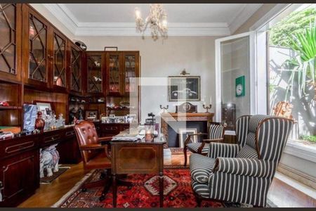 Casa à venda com 4 quartos, 360m² em Morumbi, São Paulo