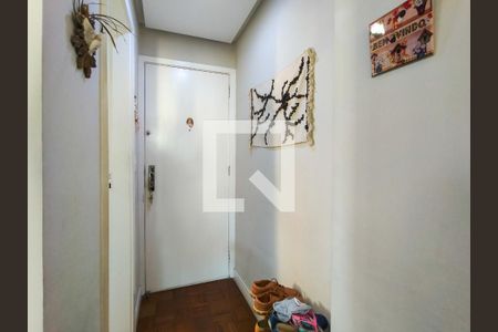 Entrada de apartamento à venda com 2 quartos, 82m² em Estácio, Rio de Janeiro
