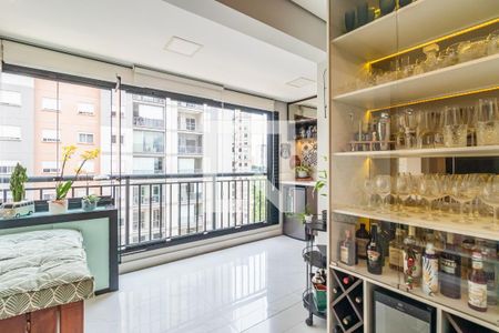 Apartamento para alugar com 1 quarto, 63m² em Alphaville Empresarial, Barueri