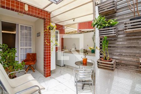 Área externa privativa de apartamento à venda com 2 quartos, 60m² em Havaí, Belo Horizonte