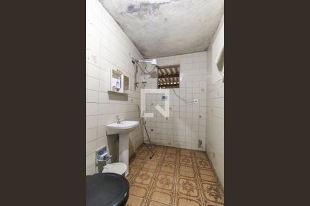 Banheiro de apartamento à venda com 2 quartos, 260m² em Vila Verde, São Paulo