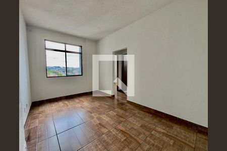 Apartamento para alugar com 2 quartos, 55m² em Nova Cachoeirinha, Belo Horizonte