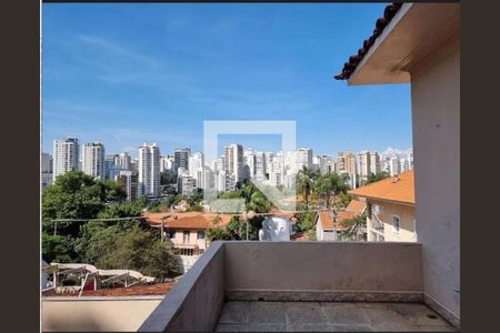 Casa à venda com 4 quartos, 250m² em Perdizes, São Paulo