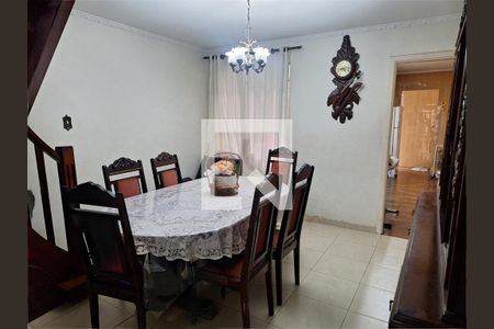 Casa de Condomínio à venda com 3 quartos, 145m² em Vila Bertioga, São Paulo