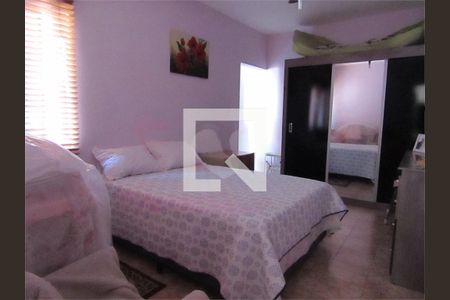 Casa à venda com 3 quartos, 104m² em Vila Ivone, São Paulo