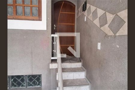 Casa à venda com 3 quartos, 242m² em Vila Bancaria, São Paulo