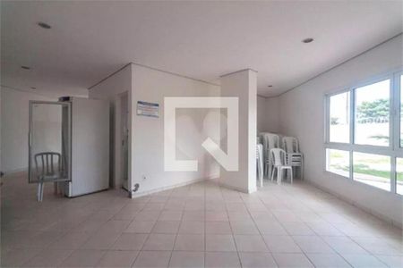 Apartamento à venda com 2 quartos, 52m² em São Pedro, Osasco