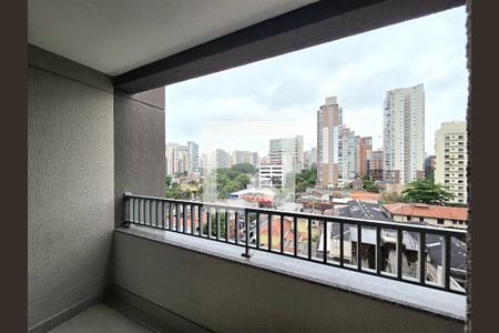 Varanda de kitnet/studio para alugar com 1 quarto, 25m² em Vila Olímpia, São Paulo