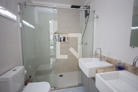 Banheiro do Quarto 1 de apartamento para alugar com 3 quartos, 98m² em Jardim América, Goiânia