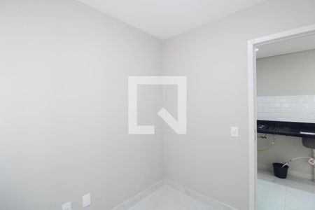 Quarto 2 de apartamento para alugar com 2 quartos, 34m² em Veleiros, São Paulo