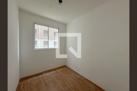 Quarto 1 de apartamento para alugar com 2 quartos, 34m² em Parque Industrial Tomas Edson, São Paulo