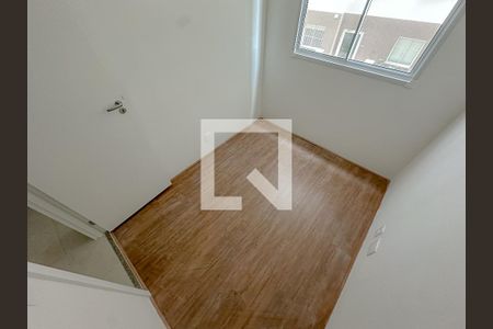 Quarto 1 de apartamento para alugar com 2 quartos, 34m² em Parque Industrial Tomas Edson, São Paulo