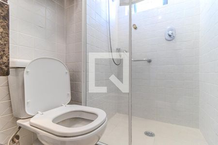 Banheiro de kitnet/studio à venda com 1 quarto, 27m² em Higienópolis, São Paulo