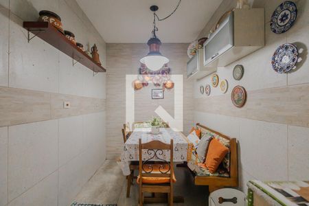 Cozinha de casa à venda com 3 quartos, 200m² em Sumaré, São Paulo