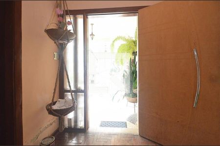 Casa à venda com 3 quartos, 250m² em Vila Madalena, São Paulo