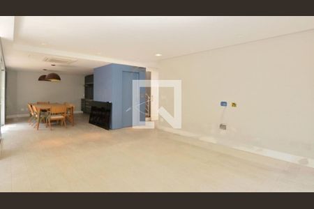 Casa à venda com 4 quartos, 415m² em Vila Madalena, São Paulo