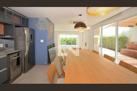 Casa à venda com 4 quartos, 415m² em Vila Madalena, São Paulo