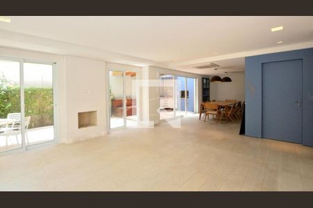 Casa à venda com 4 quartos, 415m² em Vila Madalena, São Paulo