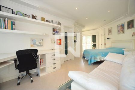 Casa à venda com 4 quartos, 1128m² em Alto da Lapa, São Paulo