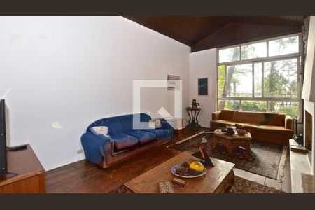 Casa à venda com 3 quartos, 200m² em Alto de Pinheiros, São Paulo