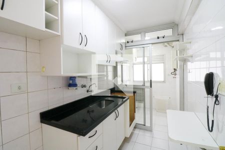 Cozinha de apartamento à venda com 2 quartos, 58m² em Jardim Aeroporto, São Paulo