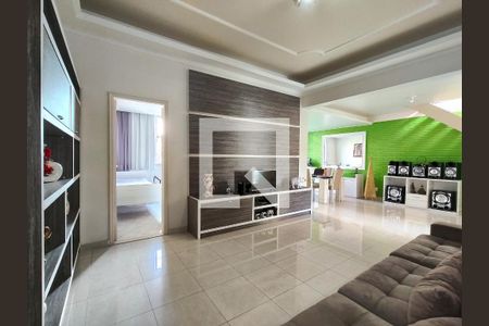 Sala de casa à venda com 6 quartos, 438m² em Vila Isabel, Rio de Janeiro