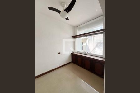 Casa à venda com 4 quartos, 150m² em Campo Belo, São Paulo