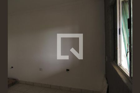 Quarto de casa para alugar com 1 quarto, 100m² em Santa Maria, Osasco
