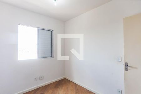 Quarto 2 de apartamento à venda com 2 quartos, 43m² em Canhema, Diadema