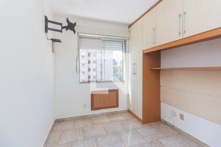 Quarto 1 de apartamento para alugar com 2 quartos, 60m² em Rubem Berta, Porto Alegre