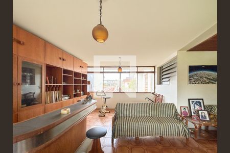 Sala  de casa para alugar com 4 quartos, 400m² em Jardim Lindóia, Porto Alegre