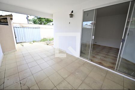 Casa para alugar com 4 quartos, 250m² em Jardim Planalto, Goiânia