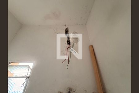 Banheiro casa 3 de casa à venda com 4 quartos, 187m² em Parque Jaçatuba, Santo André