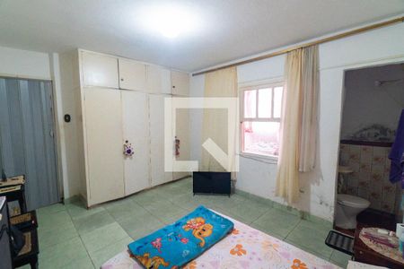Suite de casa à venda com 2 quartos, 35m² em Jardim Itacolomi, São Paulo