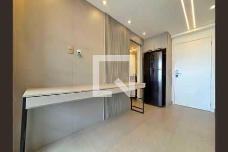 Sala/Cozinha de apartamento para alugar com 1 quarto, 32m² em Indianópolis, São Paulo